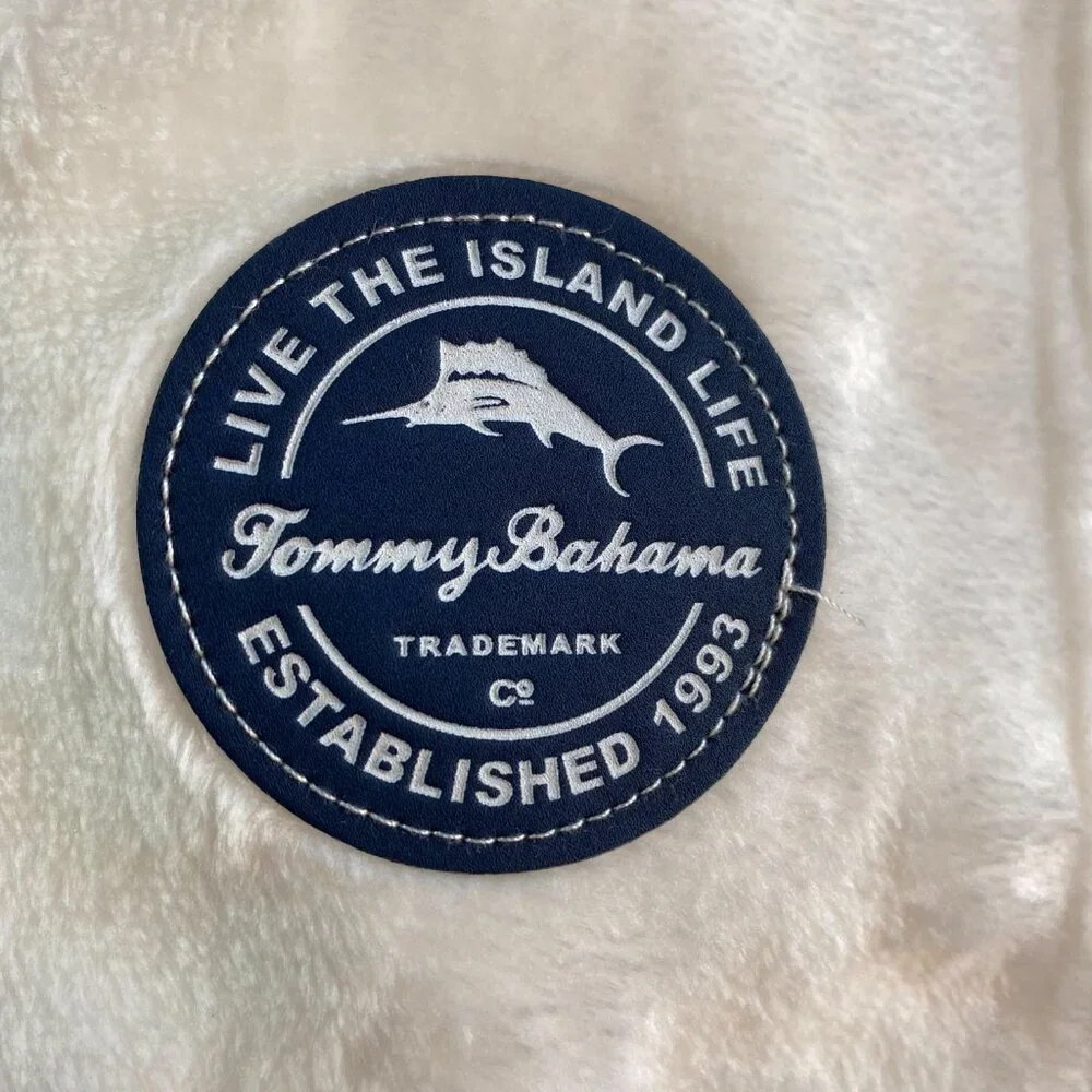 Tommy Bahama 50 X 70 White Flannel Plush Blanket/Throw